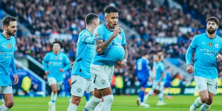 Savinho comemora primeiro gol pelo Manchester City; veja declaração