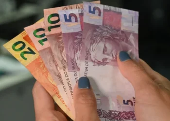 Em razão do Ano Novo, esse é o último dia de atendimento ao público nas agências e de realização de operações bancárias • Reprodução