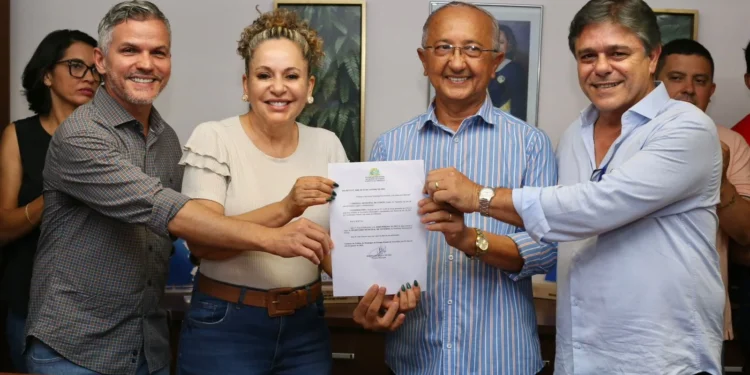 Prefeita Josi Nunes empossa Zezinho da Lafiche como secretário de Governo e nomeia Silvério Filho secretário de Planejamento Urbano de Gurupi