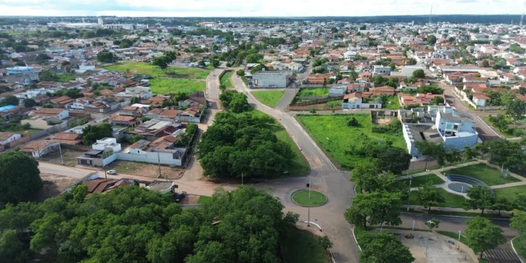 Prefeitura de Gurupi realiza força-tarefa para vistoriar áreas afetadas pelas chuvas e acompanhar famílias impactadas