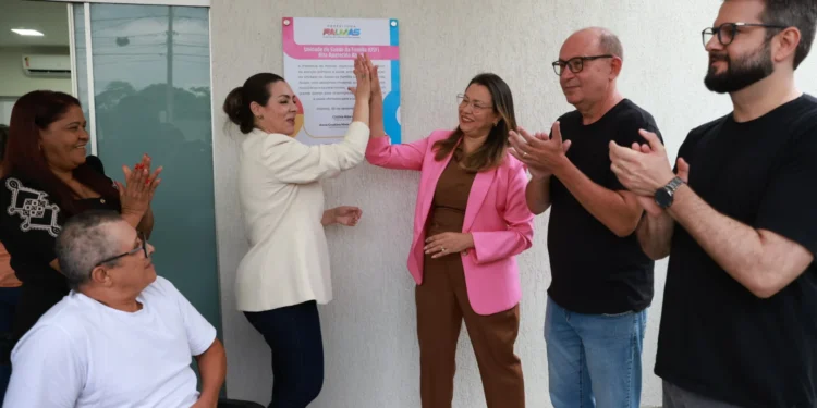 Com investimento de R$ 1,4 milhão, Cinthia Ribeiro entrega reforma da unidade de saúde da 712 Sul