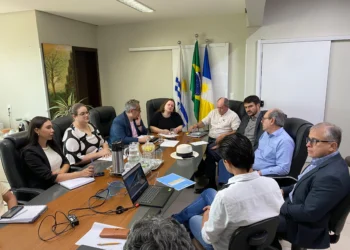 Secretários discutiram andamento das novas obras da saúde