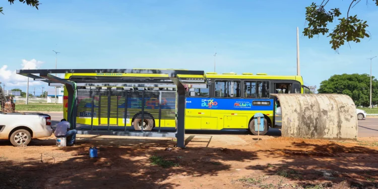 ATCP revoga pagamento somente por carteirinha no transporte; janeiro segue com catraca livre