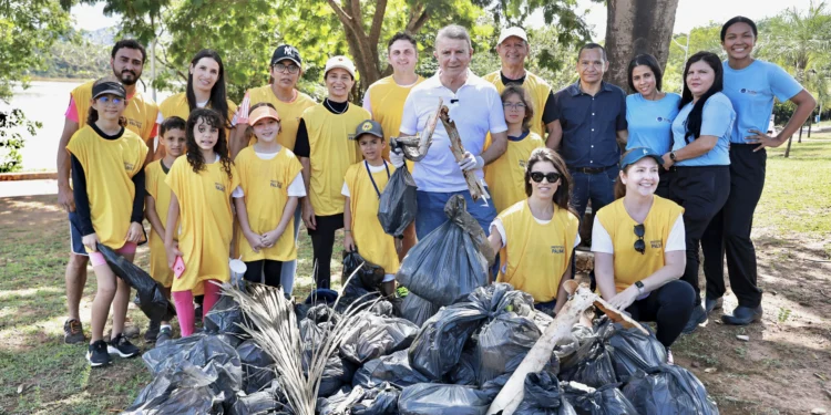 Mutirão de limpeza no Parque Cesamar une sociedade e Prefeitura de Palmas