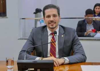 Deputado vai propor a instalação de mais serventias extrajudiciais, seja instalando novas, seja dividindo as já existentes nas grandes cidades