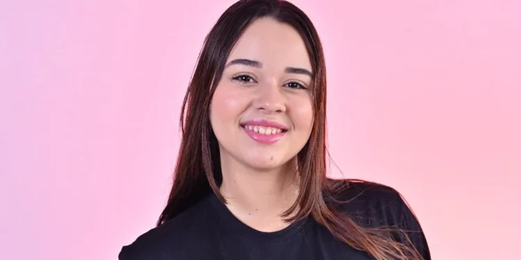 Estudantes da rede estadual comemoram notas 900 na redação do Enem