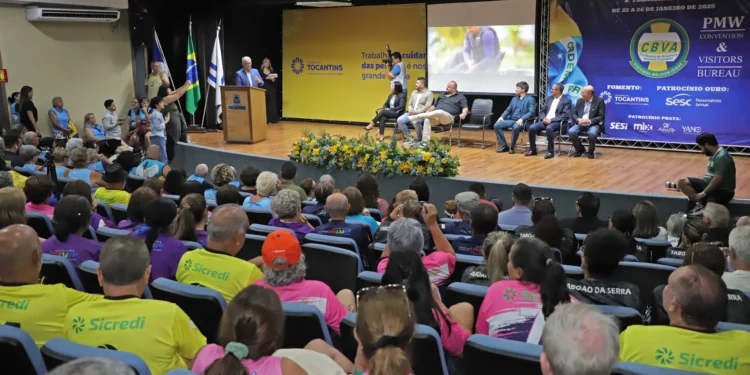 Governo do Tocantins promove abertura da 5ª Final Nacional de Vôlei Adaptado à Melhor Idade, em Palmas