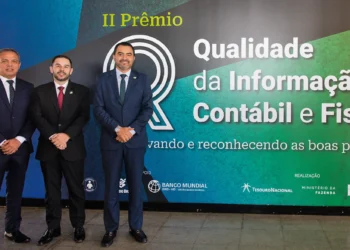 Governador Wanderlei Barbosa recebeu o prêmio de 2ª melhor gestão contábil e fiscal do país - Crédito: Vinícius Santa Rosa/Governo do Tocantins