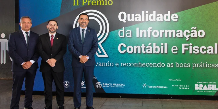 Governador Wanderlei Barbosa recebeu o prêmio de 2ª melhor gestão contábil e fiscal do país - Crédito: Vinícius Santa Rosa/Governo do Tocantins