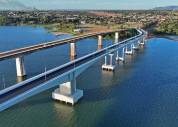 Com 1.488 metros de comprimento, a Ponte de Porto Nacional Prefeito Antônio Poincaré de Andrade liga os municípios de Porto Nacional e Fátima - Crédito: Adilvan Nogueira/Governo do Tocantins