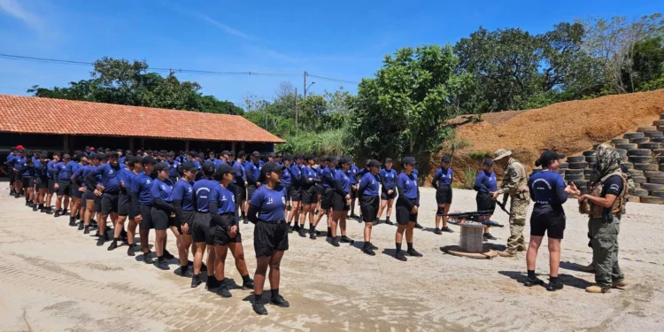 Gote ministra instrução sobre armamento não letal e uso progressivo da força em Curso de Formação da Guarda Metropolitana de Palmas
