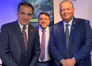 Senador Eduardo Gomes destaca desafios para a efetividade da Lei Seca em seminário sobre Segurança no Trânsito em Brasília