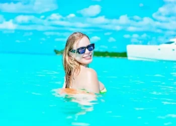 Paulinha Leite aproveita viagem à Punta Cana após ganhar na Mega da Virada • Instagram / Paulinha Leite