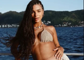 Brunna Gonçalves muda de visual para começar 2025 • Instagram / Brunna Gonçalves