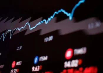 Painel da B3, em São Paulo • 06/07/2023REUTERS/Amanda Perobelli