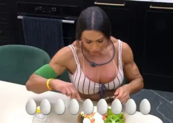 Gracyanne Barbosa comeu 9 ovos nos dois primeiros dias de BBB25 • Reprodução/Globo