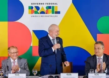 Presidente Luiz Inácio Lula da Silva em reunião ministerial • 20/01/2025-Ricardo Stuckert / PR