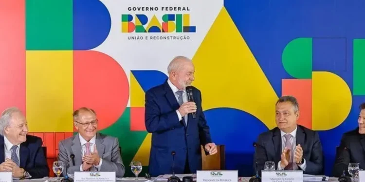 Presidente Luiz Inácio Lula da Silva em reunião ministerial • 20/01/2025-Ricardo Stuckert / PR