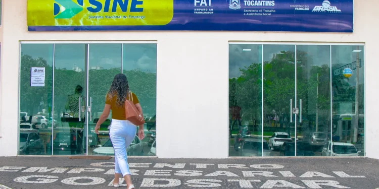 Governo do Estado por meio do Sine intermedeia contratações para mais de 200 vagas em atacadista de Palmas