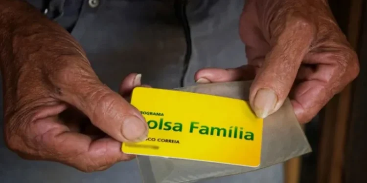 Bolsa Família 2025: veja datas para pagamento do benefício em janeiro