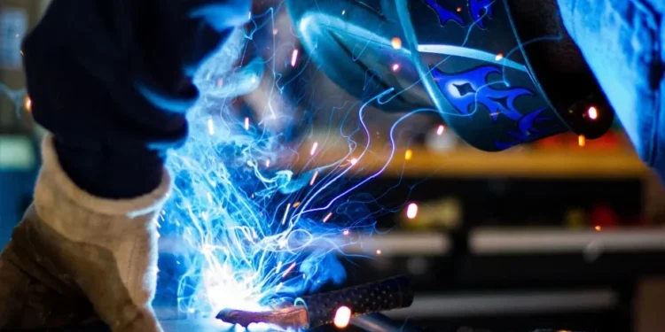 Setor industrial dos EUA melhora em dezembro, mostra índice ISM