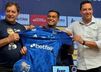 Dudu foi apresentado no Cruzeiro • Foto: Guilherme Piu/ Itatiaia