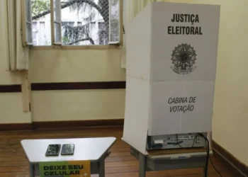 Cabine de votação no primeiro turno das eleições municipais de 2024 • 06/10/2024 -WILLIAN MOREIRA/ATO PRESS/ESTADÃO CONTEÚDO