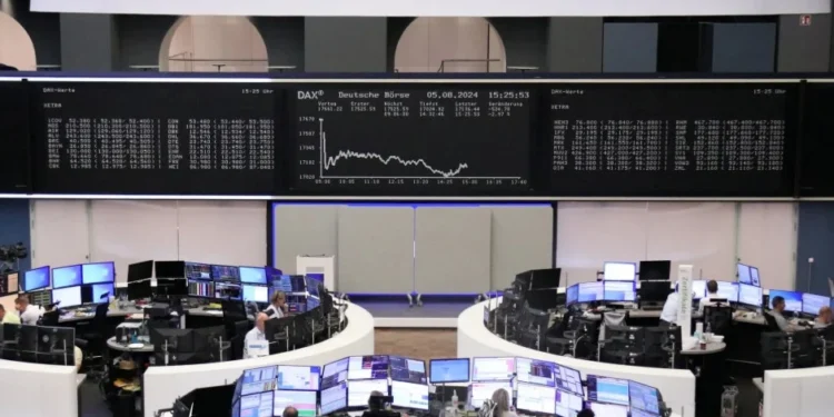 Bolsas da Europa fecham em alta, com chance de menos tarifas por Trump e entusiasmo com techs