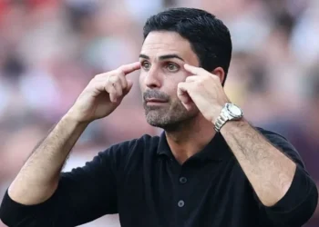 Técnico do Arsenal, Mikel Arteta. durante partida contra o Manchester United pelo Campeonato Inglês • 03/09/2023 REUTERS/David Klein
