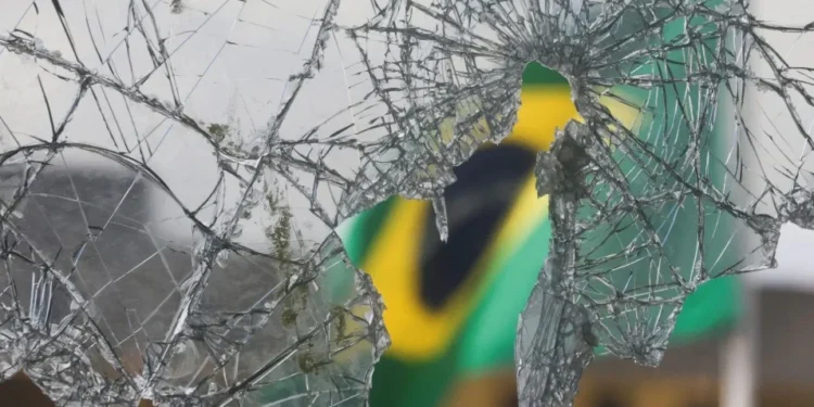 Investigados do 8 de janeiro planejam ato em contraponto a governo e STF