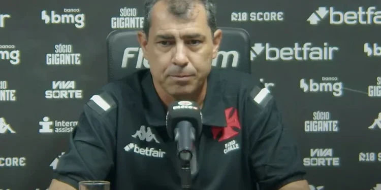 Carille descarta contratação de Balbuena e fala sobre reforços no Vasco