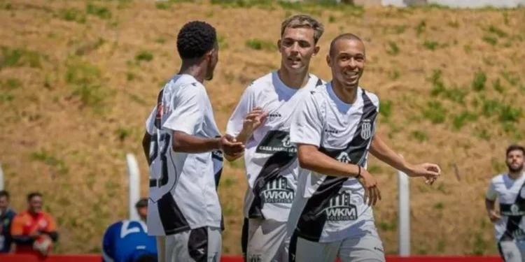 Ponte Preta fez seis gols no Santa Fé nesta terça-feira • Divulgação/Copinha