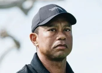 Tiger Woods fechou nova parceria • @sundayred