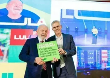 Sidônio Palmeira ao lado de Lula