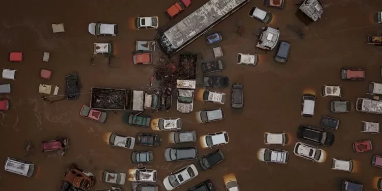 The Wider Image: Flood-battered farmers in southern Brazil wade through lost harvests • Área inundade em Eldorado do Sul, no Rio Grande do Sul13/05/2024REUTERS/Amanda Perobelli