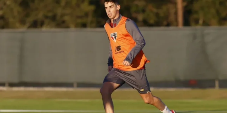 Zubeldía indica como deve escalar Oscar no São Paulo