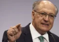 “Lamentável”, diz Alckmin sobre posse de Maduro