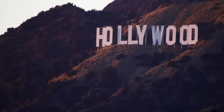 Um dos maiores símbolos de Hollywood pode estar ameaçado por causa dos incêndios em Los Angeles, California • Getty Images