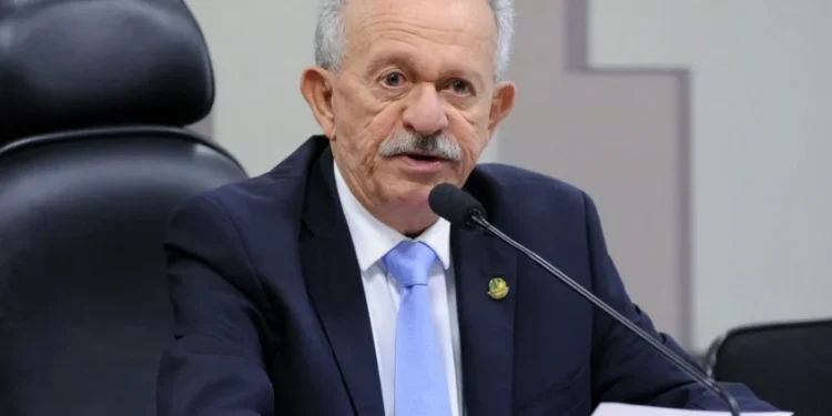 Câmara decreta luto por três dias pela morte de Benedito de Lira