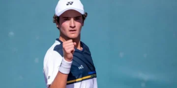 João Fonseca comemorando em quadra • Foto: @joaoffonseca