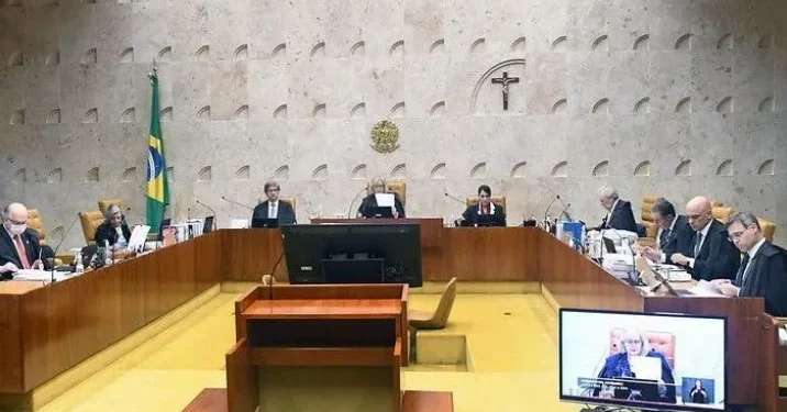 Moraes (segundo da direita para a esquerda) participou de sessão do STF na tarde da quinta-feira 15 de dezembro de 2022 • 15/12/2022 - Carlos Moura/SCO/STF