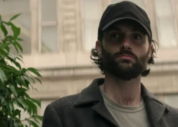 Penn Badgley como Joe na quarta temporada de "You" • Divulgação/Netflix