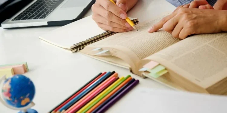 Qual curso escolher na faculdade? Saiba lidar com a pressão