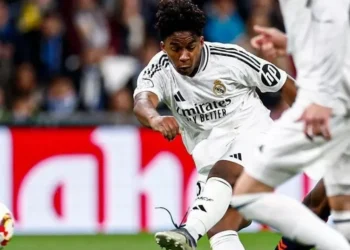 Endrick marcou dois gols em classificação do Real Madrid • Foto: Divulgação/ Real Madrid