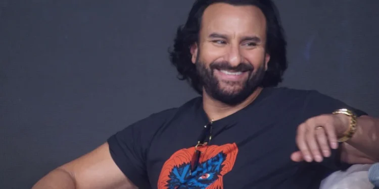 Ator indiano é esfaqueado em casa durante tentativa de roubo