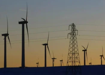 Entre as categorias pesquisadas, o maior impacto no índice do mês veio do grupo de habitação, que teve alta de 4,34% (0,63 p.p.), impulsionado pela energia elétrica residencial, que disparou 16,33% • . REUTERS/David Moir