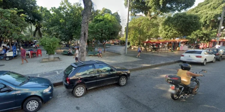 Homem é baleado e morto após briga de trânsito com PM no Rio