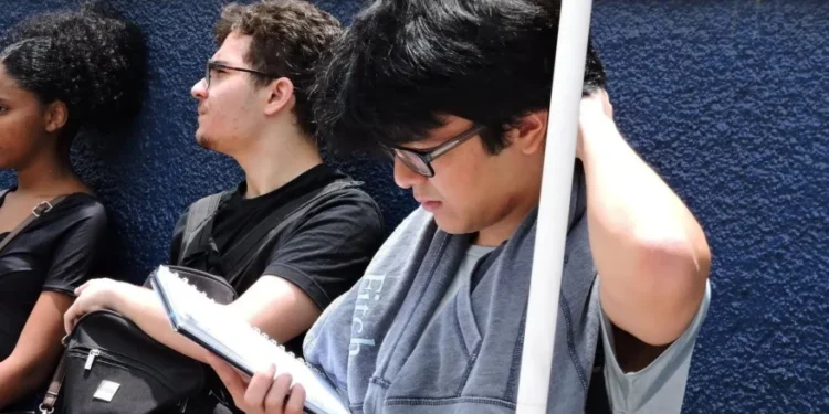 Estudantes já conseguem acessar o resultado do Enem 2024 • Leandro Chemalle/Thenews2/Estadão Conteúdo