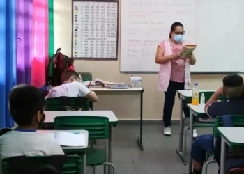 Curso gratuito de IA é voltado para profissionais da área de humanas • Rovena Rosa/Agência Brasil