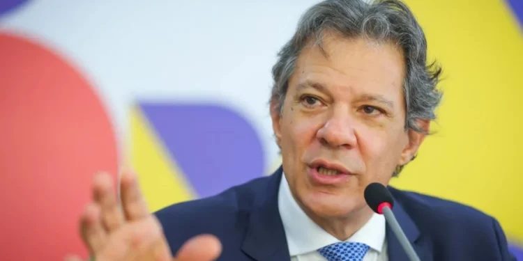 Novo vai pedir convocação de Haddad na Câmara para esclarecer críticas